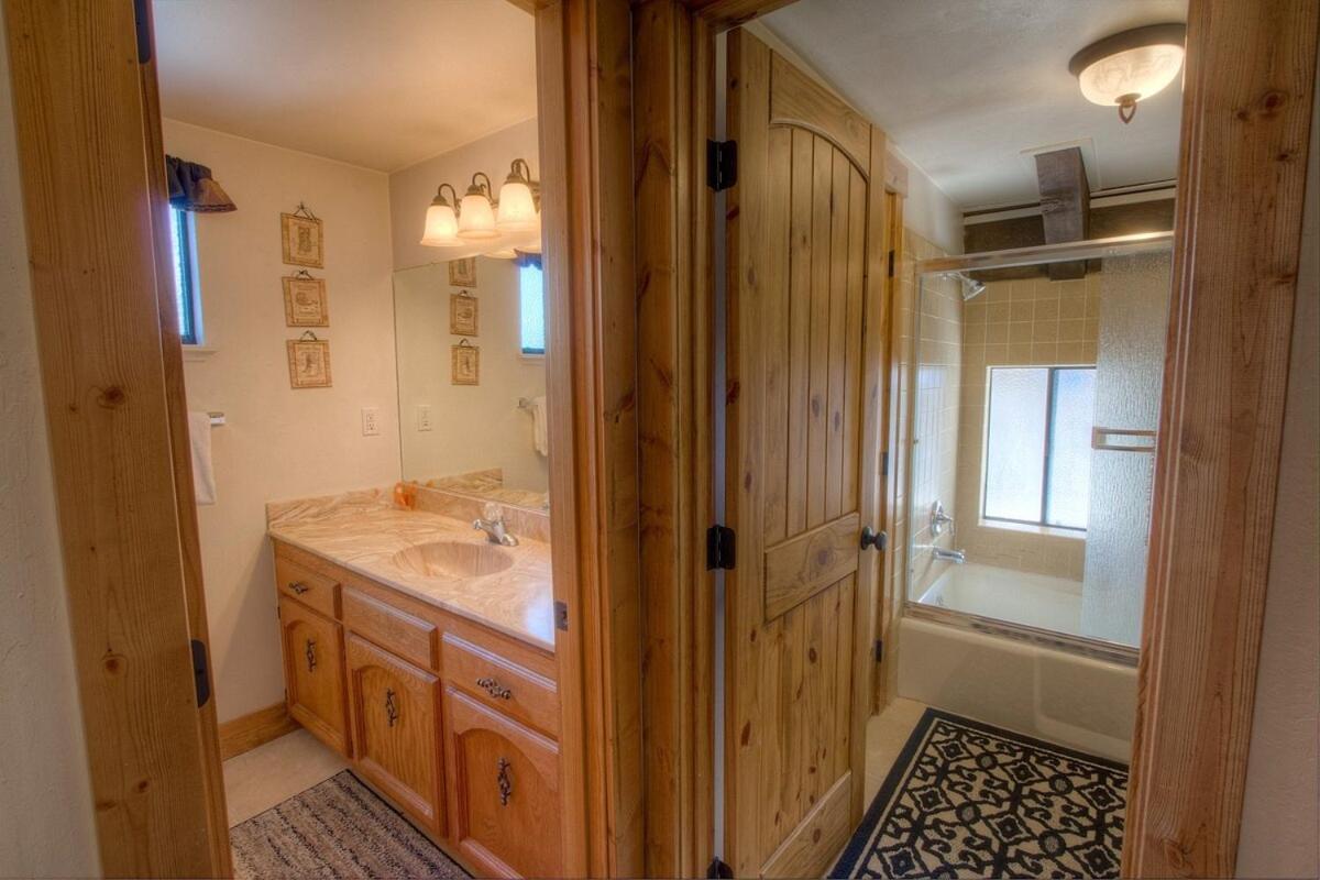 Hch1217 - Pinehill Ponderosa *